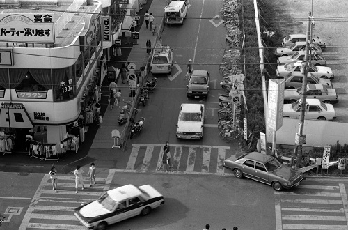 写真10　コミセン屋上から S59.8